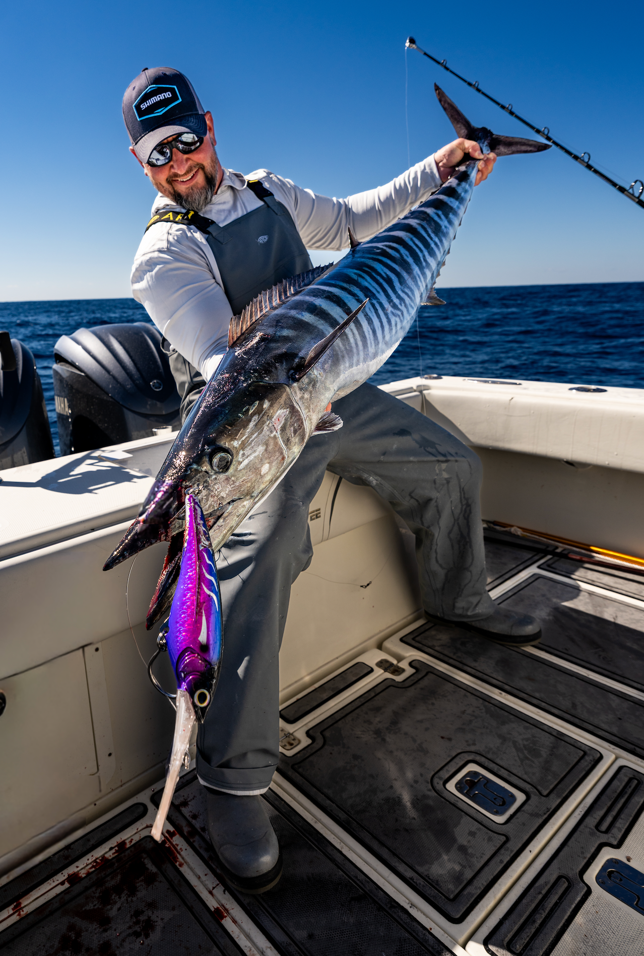 SHIMANO LEDGE RUNNER 200F